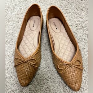 Birdies like new Tan Woven Ballet Flats size 8